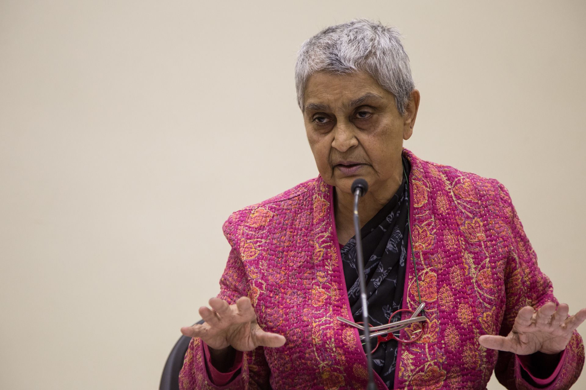 Gayatri Spivak<span id="edit_20661"><script>$(function() { $('#edit_20661').load( "/myces/user/editobj.php?tipo=destaque&id=20661" ); });</script></span>